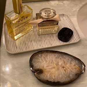 Linen Tray & Agate Coaster